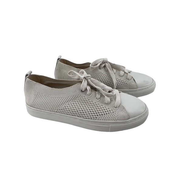 Banana Republic White Lace Up Perforated Sneakers Size 6 1/2 Women’s - Picture 1 of 9